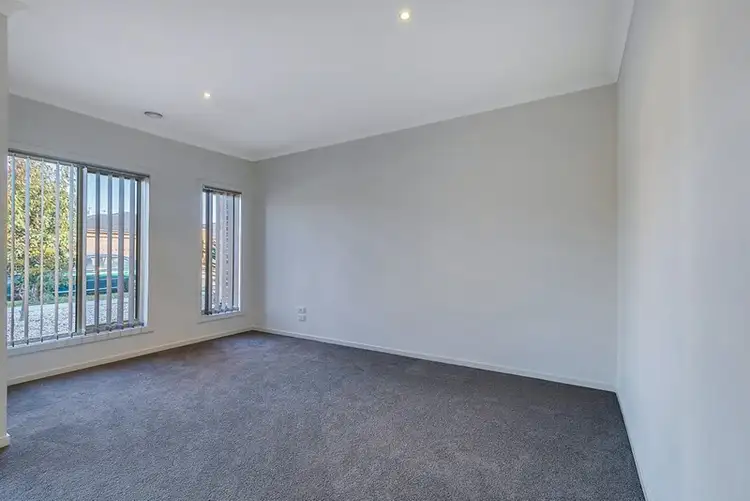 Fifth view of Homely house listing, 4 Dolphin Drive, South Morang VIC 3752