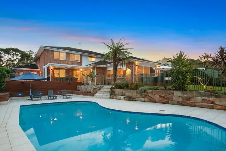 8 Jessica Gardens, St Ives NSW 2075