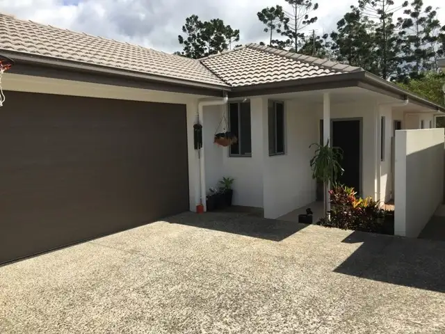 6/111 McAuley Parade, Pacific Pines QLD 4211