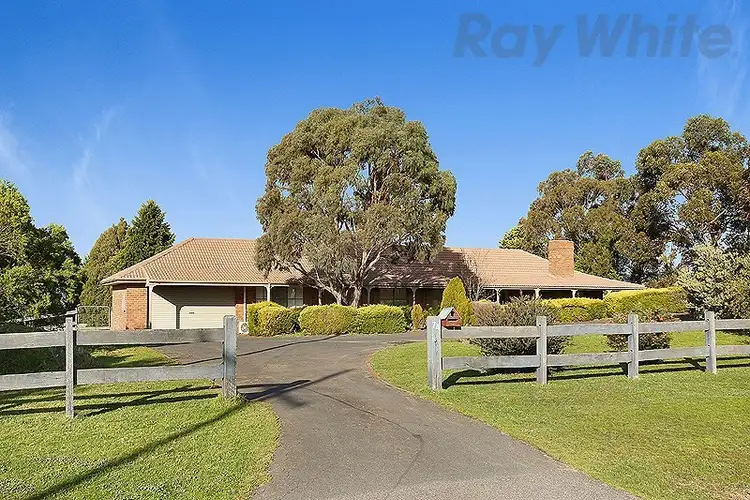 74 Eleventh Avenue, Eden Park VIC 3757
