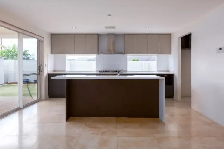 Sixth view of Homely house listing, 7 Aldenham Drive, Southern River WA 6110