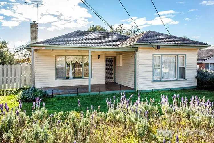 19 Farleigh Avenue, Burwood VIC 3125