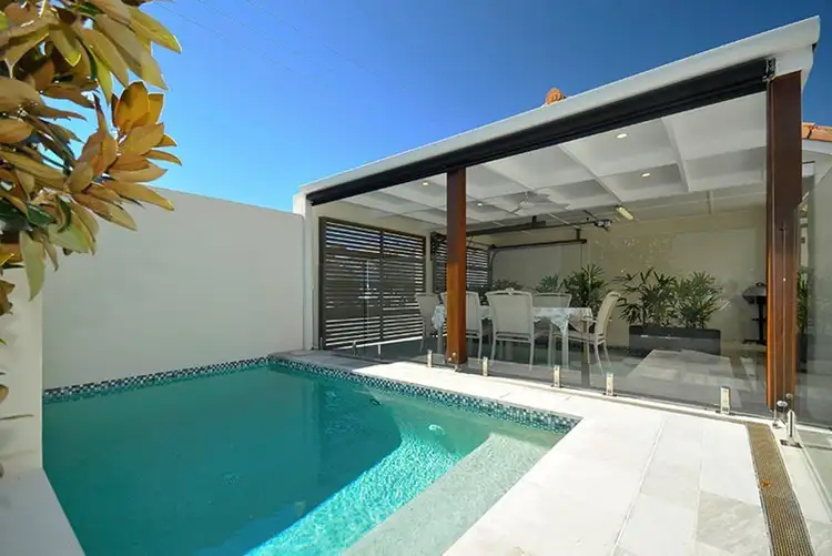 Second view of Homely house listing, 2/24 Cronulla Avenue, Mermaid Beach QLD 4218