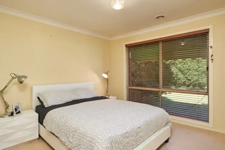 Fourth view of Homely house listing, 7 Elanora Place, Glenfield Park NSW 2650
