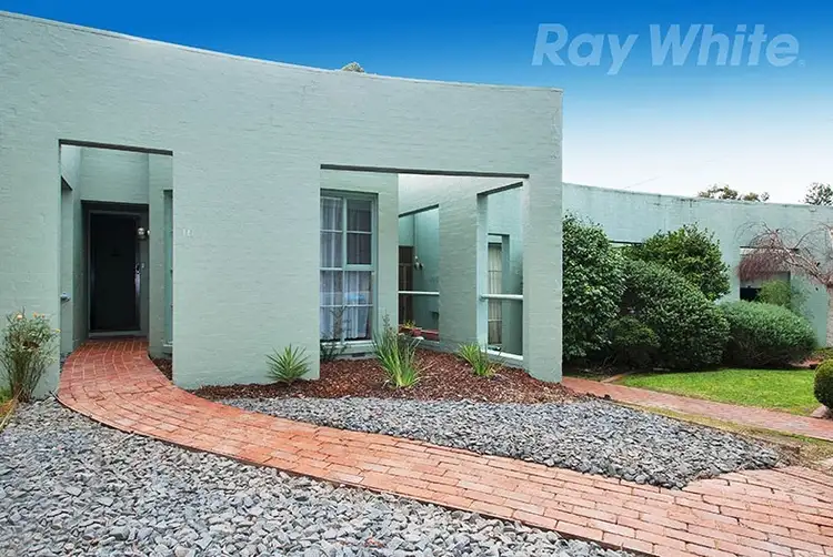 111 LINCOLN Road, Croydon VIC 3136