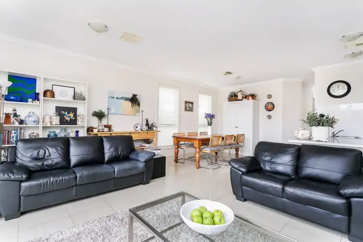 24b Lincoln Street, Largs Bay SA 5016