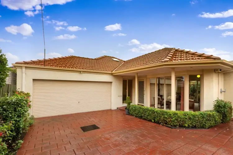 2/86 King Street, Doncaster East VIC 3109
