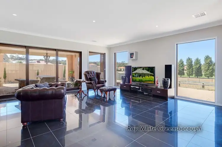 Sixth view of Homely house listing, 6 St Andrews Close, Hidden Valley VIC 3756