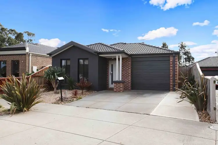 18 Arum Walk, Mernda VIC 3754