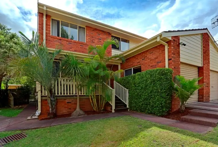 17/1 Hobbs Close, Bateau Bay NSW 2261