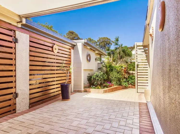 Second view of Homely house listing, 2/17 Raftery Street, Ashmore QLD 4214