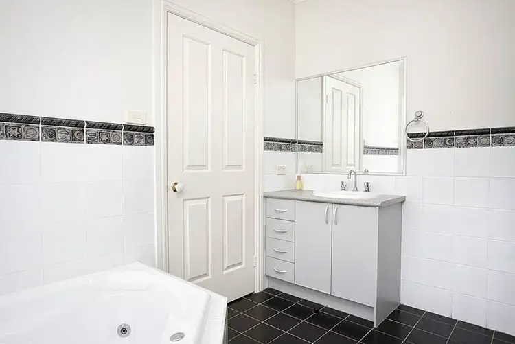 Fifth view of Homely house listing, 13 Shearwater Place, Craigieburn VIC 3064