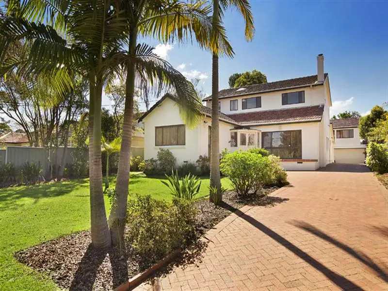 Main view of Homely house listing, 8 Tyrone Avenue, Forestville NSW 2087