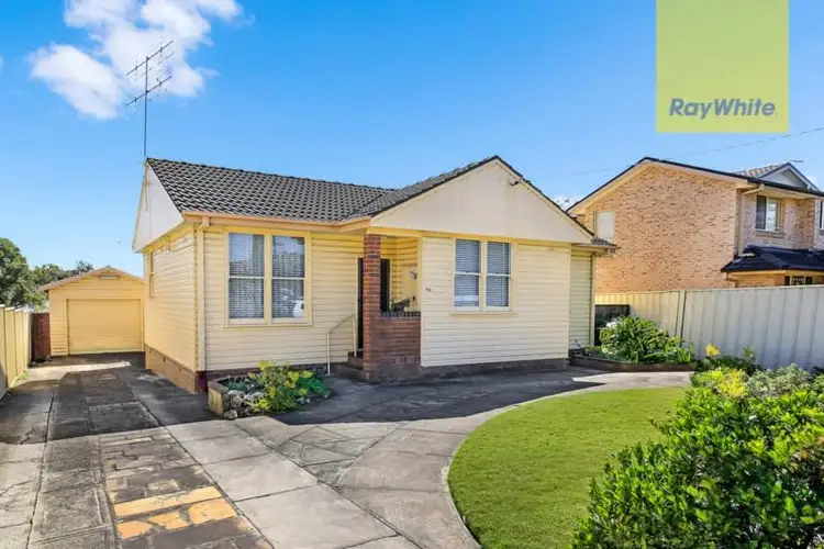 49 Amos Street, Westmead NSW 2145