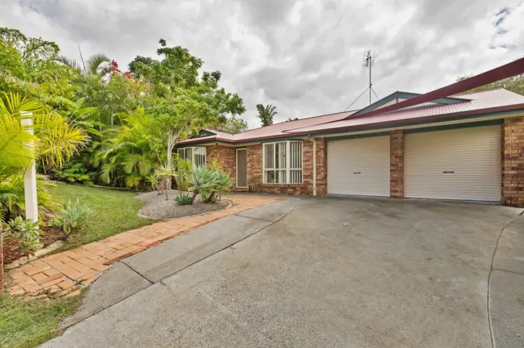 10 Pinebark Avenue, Oxenford QLD 4210