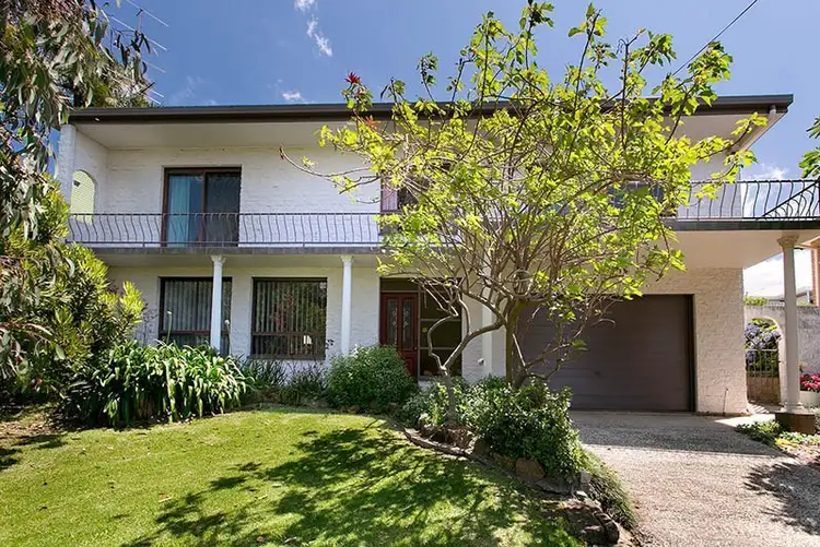 21 Porter Avenue, Mount Warrigal NSW 2528