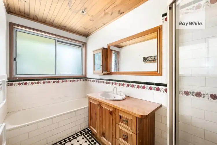 Fifth view of Homely house listing, 3 Gael Court, Mernda VIC 3754