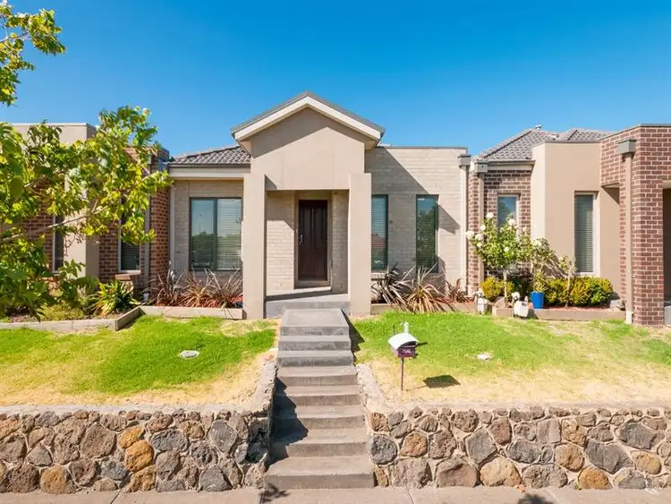 Main view of Homely house listing, 28 Hoxton Crescent, Craigieburn VIC 3064