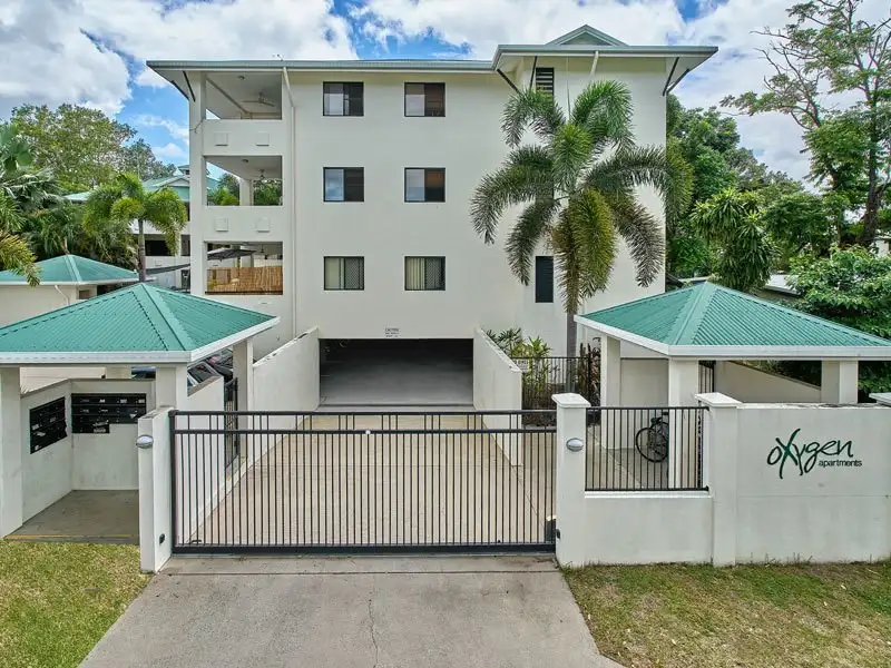 Main view of Homely unit listing, 10/5-7 Nellie Street, Parramatta Park QLD 4870