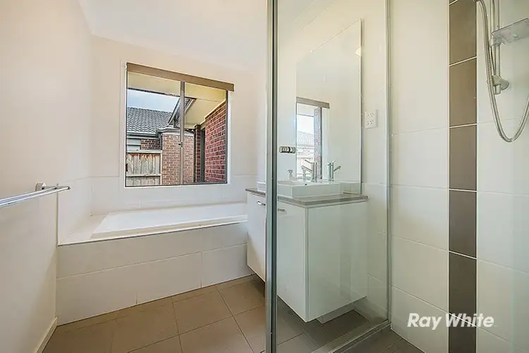 Sixth view of Homely house listing, 16 Copernicus Circuit, Cranbourne West VIC 3977