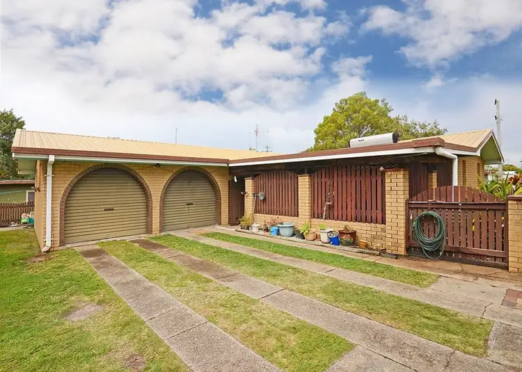 9 Burrum Street, Urangan QLD 4655