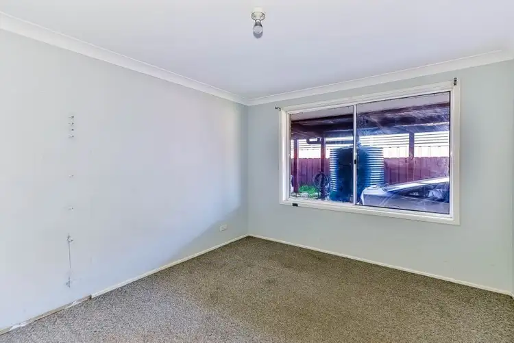 Fifth view of Homely house listing, 4 Moncrieff Close, St Helens Park NSW 2560