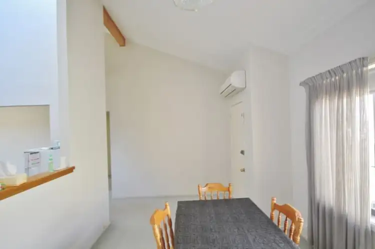 Sixth view of Homely unit listing, 1/77 Thornhill Street, Young NSW 2594