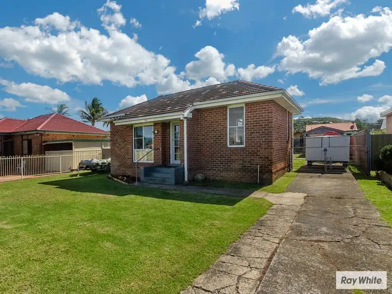 Main view of Homely house listing, 18 Burke Way, Berkeley NSW 2506