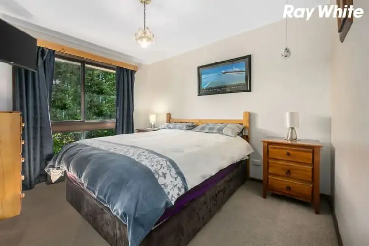 Seventh view of Homely house listing, 5 Ann Crescent, Pakenham VIC 3810