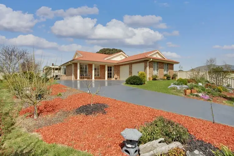 34 Barry Place, Crookwell NSW 2583