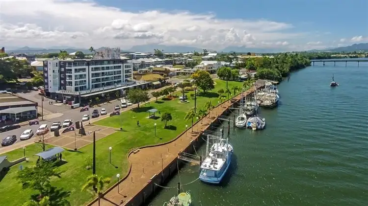 Fifth view of Homely house listing, Unit 9, 30-40 Fitzgerald Esplanade, Innisfail QLD 4860