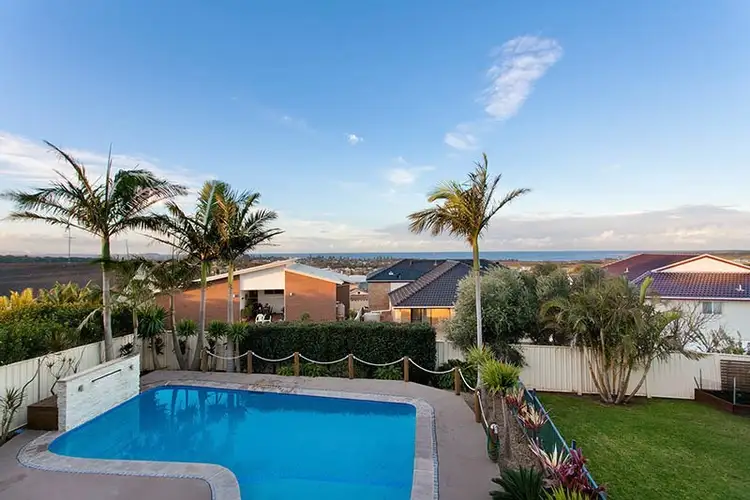 10 Houtman Avenue, Shell Cove NSW 2529