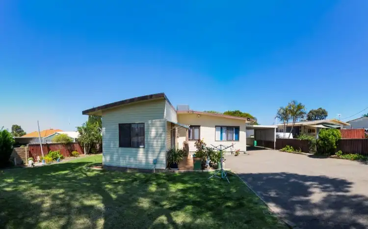10 Carter Street, Rangeway WA 6530