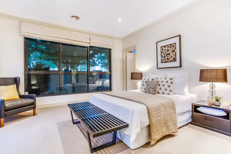 Seventh view of Homely house listing, 1/2 Sandlewood Lane, Sanctuary Lakes VIC 3030