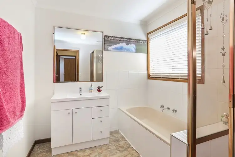 Fifth view of Homely house listing, 3/9 Beverley Crescent, Lara VIC 3212