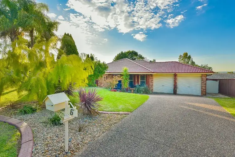 6 Swiveller Close, Ambarvale NSW 2560