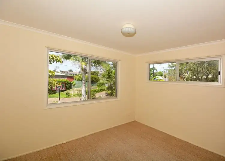Seventh view of Homely house listing, 4 Tenimby Street, Pialba QLD 4655
