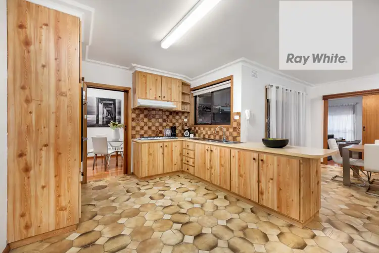 Seventh view of Homely house listing, 6 Lucy Court, Bundoora VIC 3083