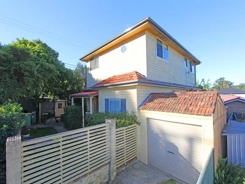 Main view of Homely house listing, 10 Avoca Drive, Kincumber NSW 2251