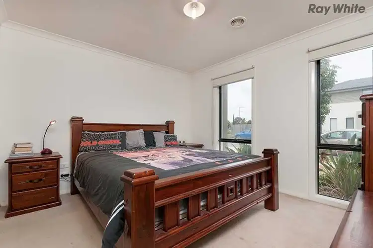 Seventh view of Homely house listing, 17 Giverny Close, Burnside Heights VIC 3023
