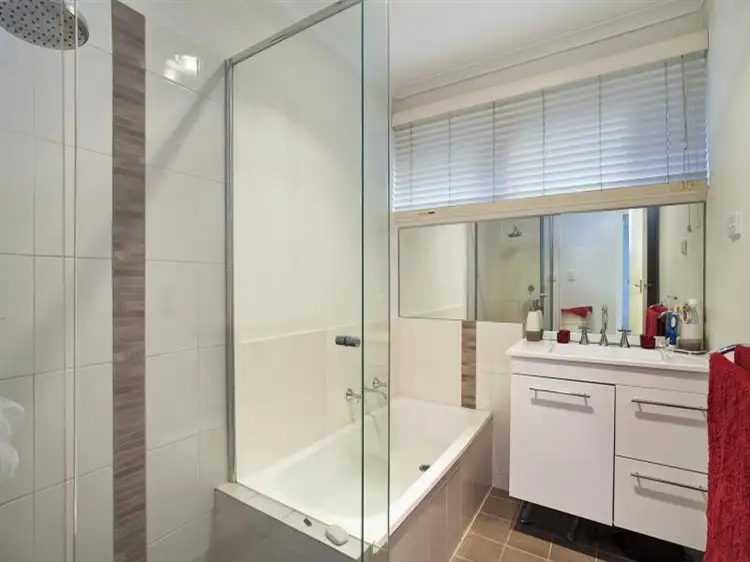 Sixth view of Homely unit listing, 4/2 Robertson Parade, Aspendale VIC 3195