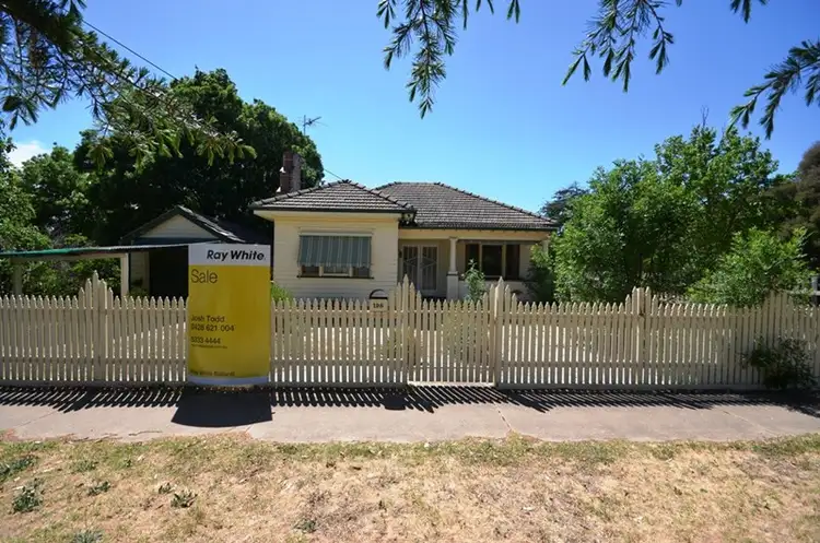 198 High Street, Avoca VIC 3467