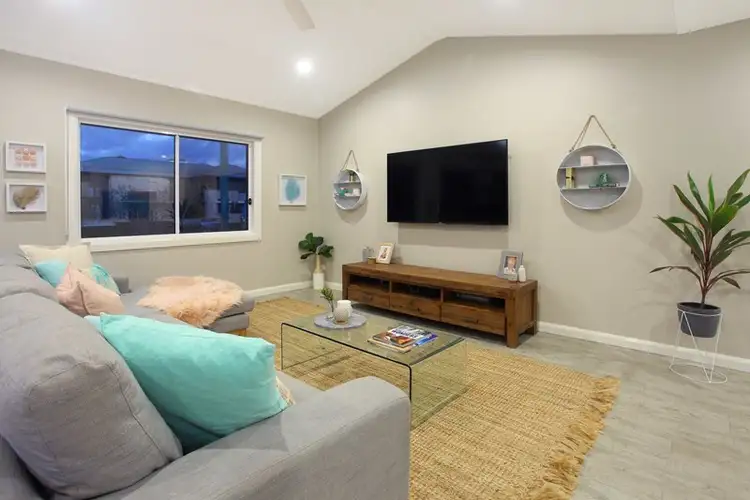 Fourth view of Homely villa listing, 1/52 Albatross Avenue, Mermaid Beach QLD 4218