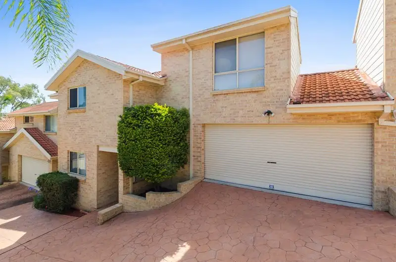 Main view of Homely townhouse listing, 2/46 Central Road, Unanderra NSW 2526