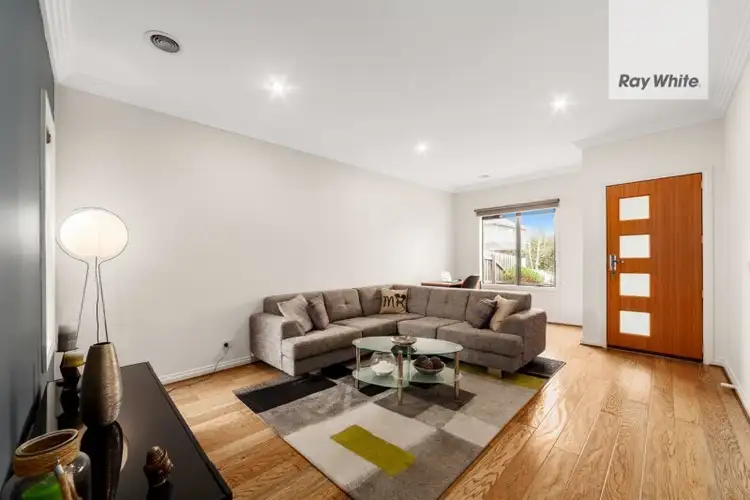 Fifth view of Homely house listing, 19 Leonie Close, South Morang VIC 3752