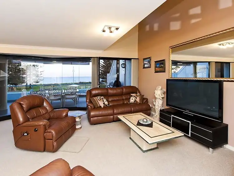 Seventh view of Homely townhouse listing, 8/47 The Esplanade, Rockingham WA 6168