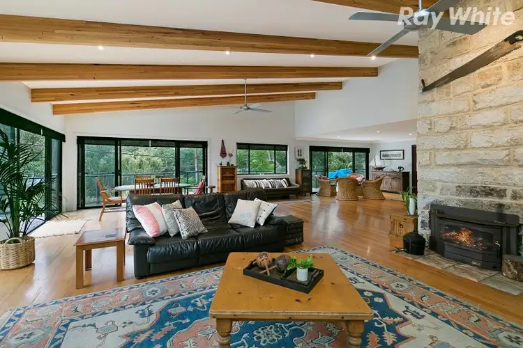 24 Heath Road, Hardys Bay NSW 2257