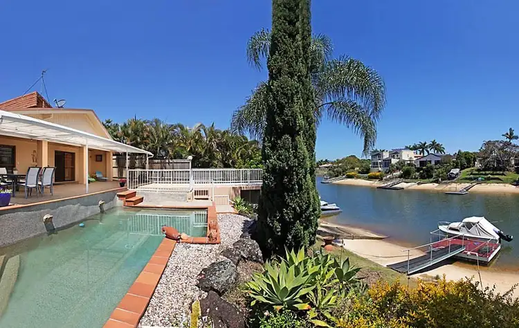 10 De Haviland Avenue, Benowa Waters QLD 4217