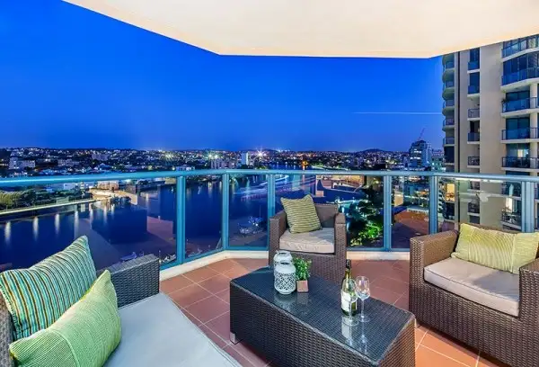 73/8 Goodwin Street, Kangaroo Point QLD 4169