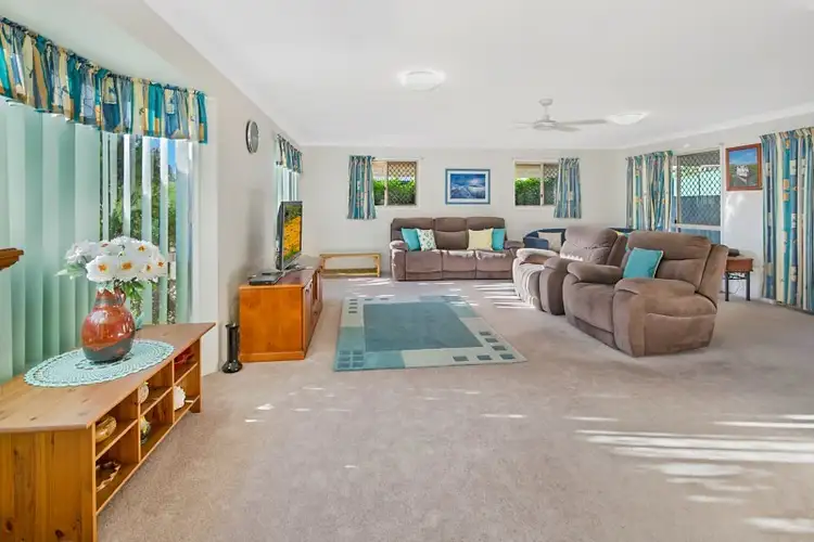 Second view of Homely house listing, 4 Melaleuca Place, Wynnum West QLD 4178